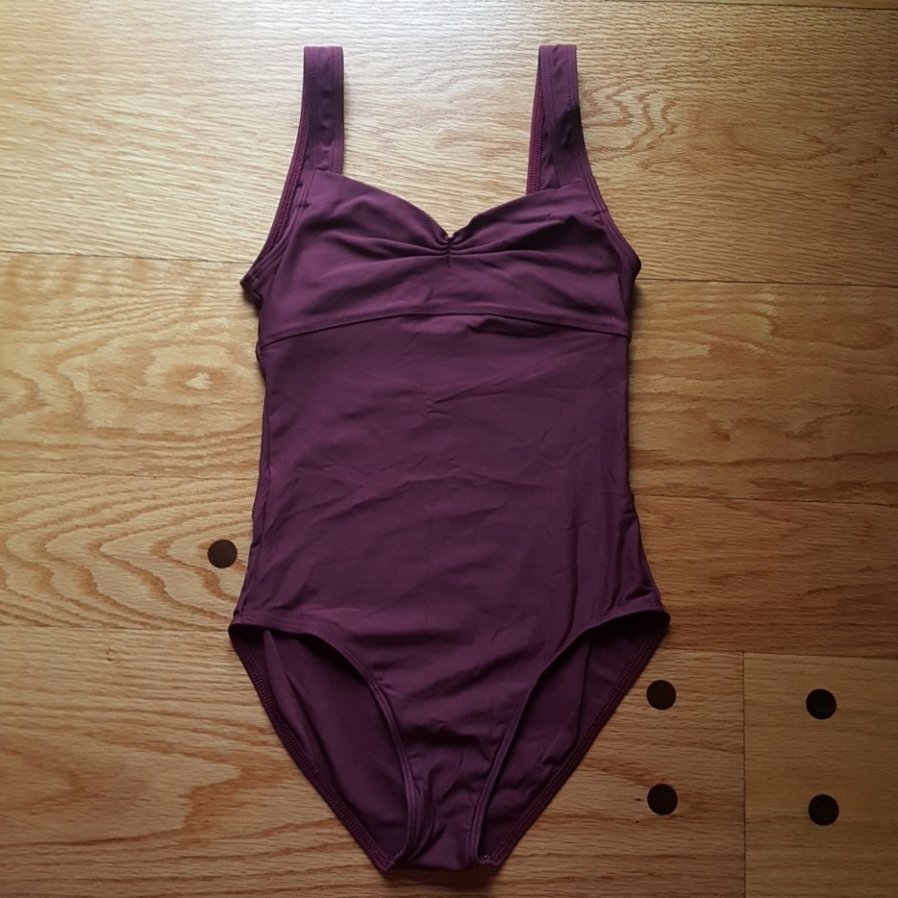 Maroon Wear Moi Galate Style Leotard